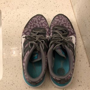 Size 7 - Nike Women’s Shoes